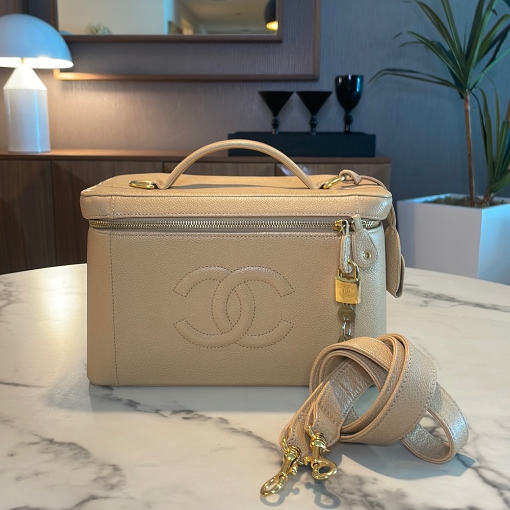 Chanel Rare Vintage 5 Series Caviar Beige 2 Ways Vanity Crossbody Bag